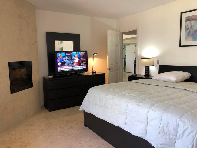 Building Photo - 3610 S Ocean Blvd