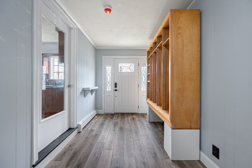 Building Photo - 7 Pasadena Pky