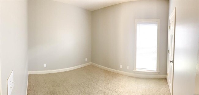 Building Photo - 9537 Greythorne Way