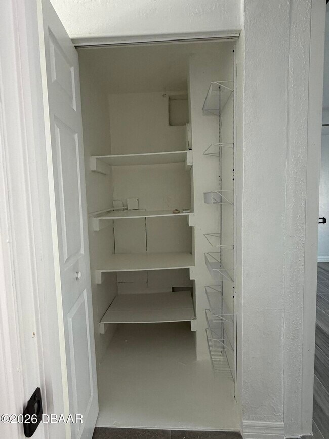 Building Photo - 147 Lindley Rd