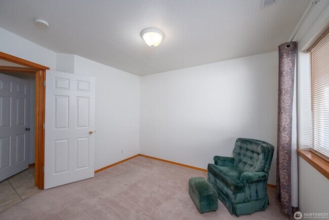 Building Photo - Beautiful 2 Bedroom home with detached shop!