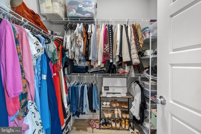 Building Photo - 42338 Nelsonville Ter