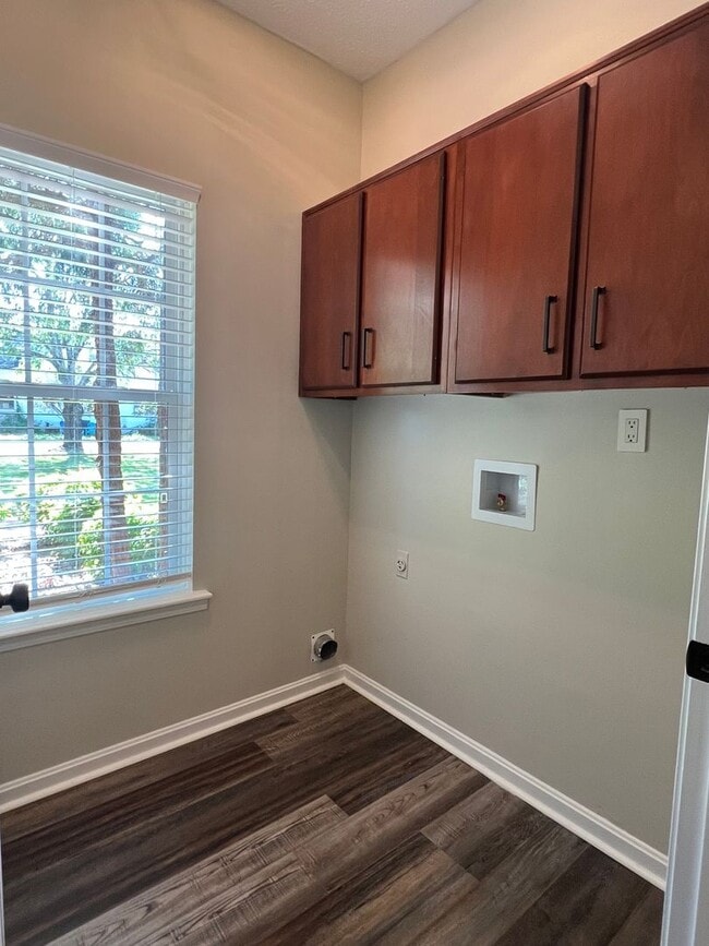 Building Photo - 514 N 2nd St