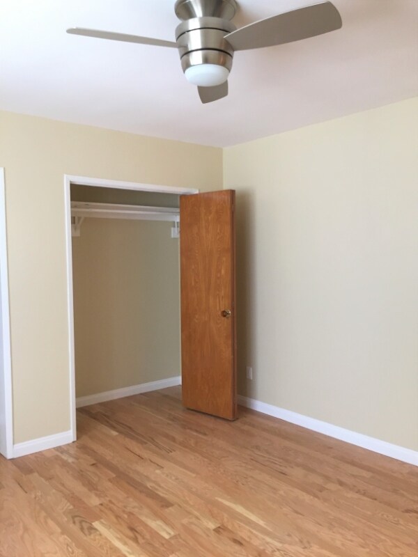 Building Photo - 10961 Palms Blvd