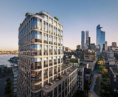 Building Photo - 515 W 18th St