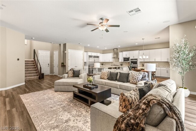 Building Photo - 1133 Pandora Canyon St