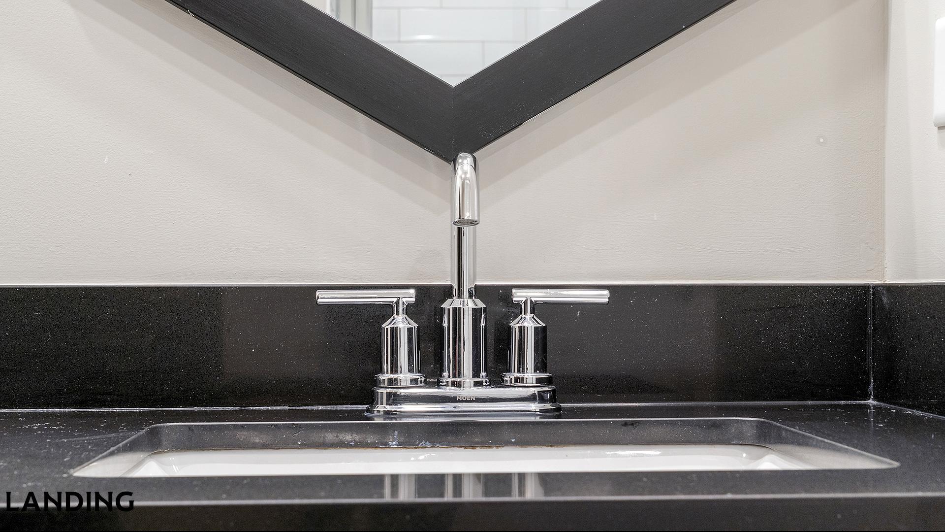 Building Photo - 2550 Blackmon Dr