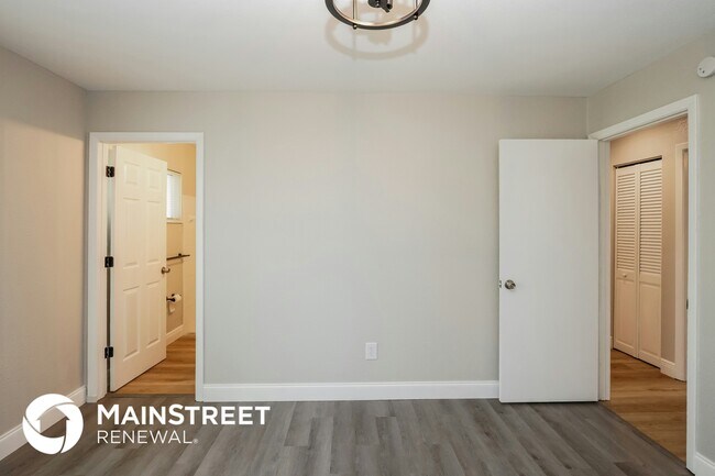 Building Photo - 1197 Topliff Cir NE