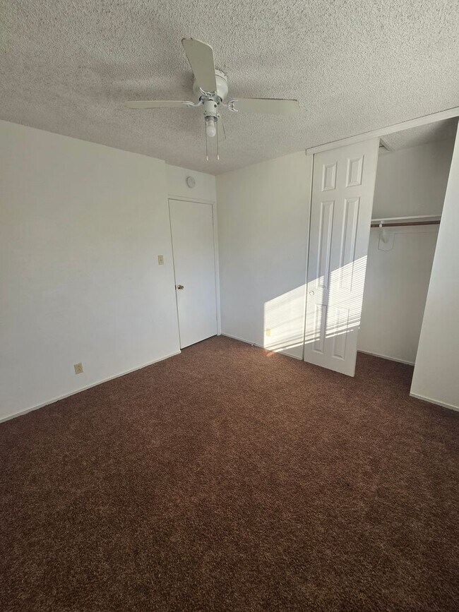 Building Photo - 4 Plex with a Carport Space