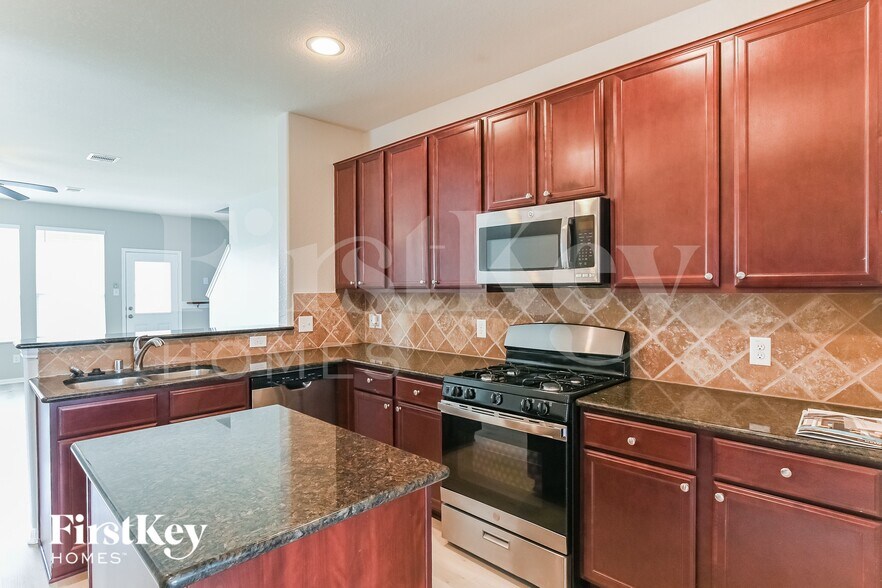 Building Photo - 14902 Holland Grove Ct
