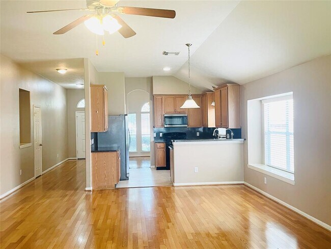 Building Photo - 3022 Texas Trail Ln