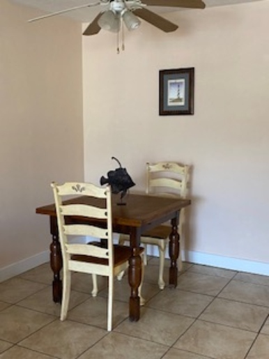 Dining area - 223 Columbia Dr