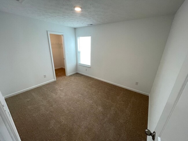 Building Photo - East Jefferson County New Home For Rent