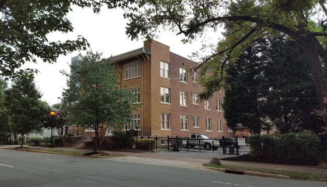 Building Photo - Frederick Place