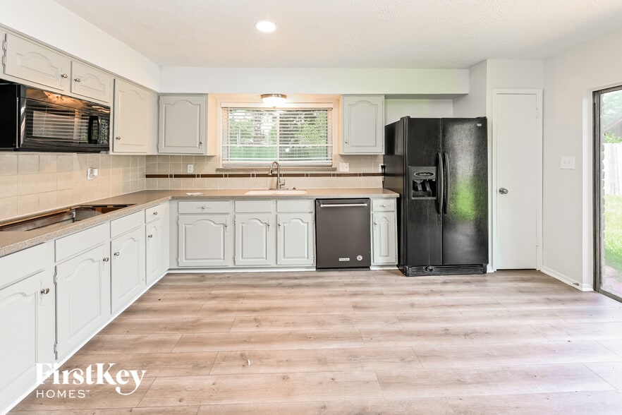 Building Photo - 7207 Foxwick Ln