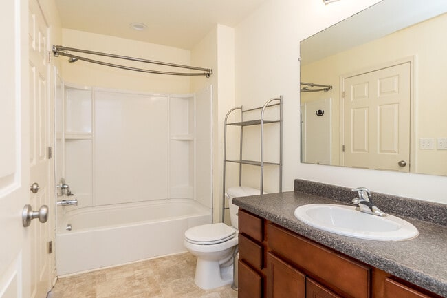 Building Photo - 6225 Brant Ln