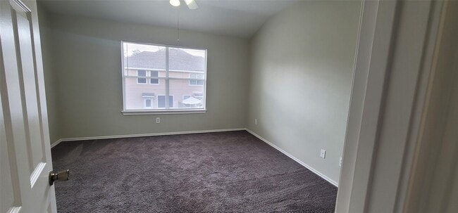 Building Photo - 14426 Mooreview Ln