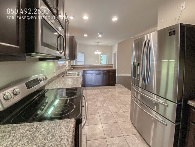 Building Photo - 10686 Dunmore Dr