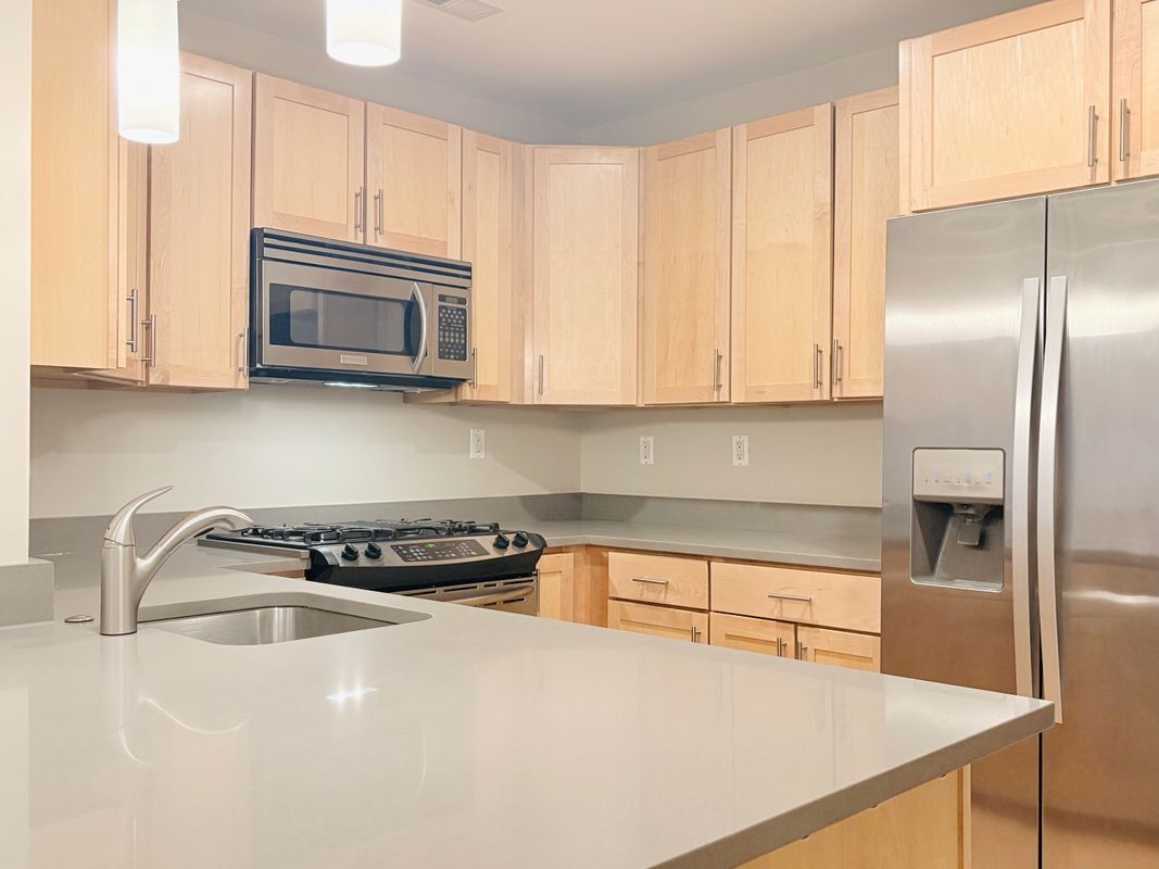 Building Photo - 1123 6th St NW