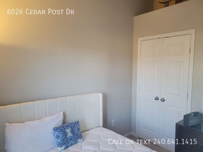 Building Photo - 6026 Cedar Post Dr