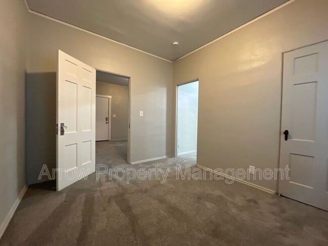 Building Photo - 1522 D St