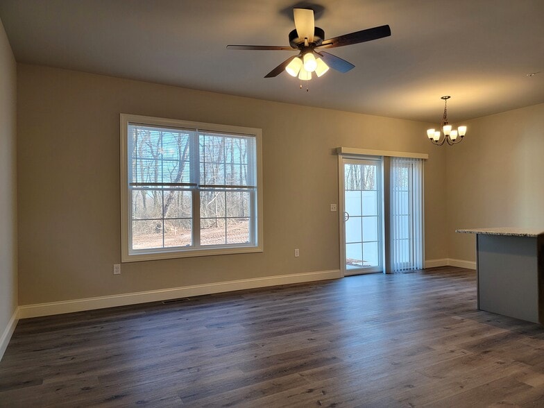 Building Photo - 227 Sage Blvd