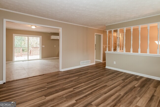 Building Photo - 8295 Englewood Trail