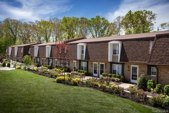 Building Photo - 1 Villa D'Est Dr