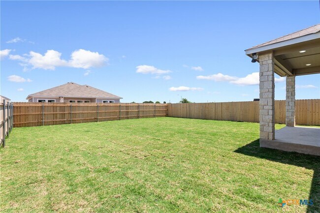 Building Photo - 2823 Fox River Dr