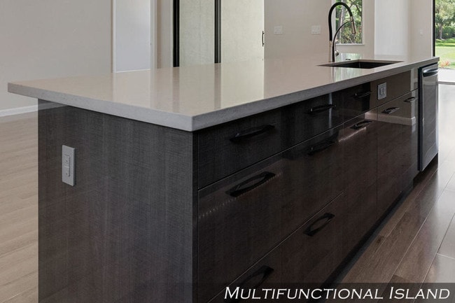 Building Photo - 6836 Adriano Dr