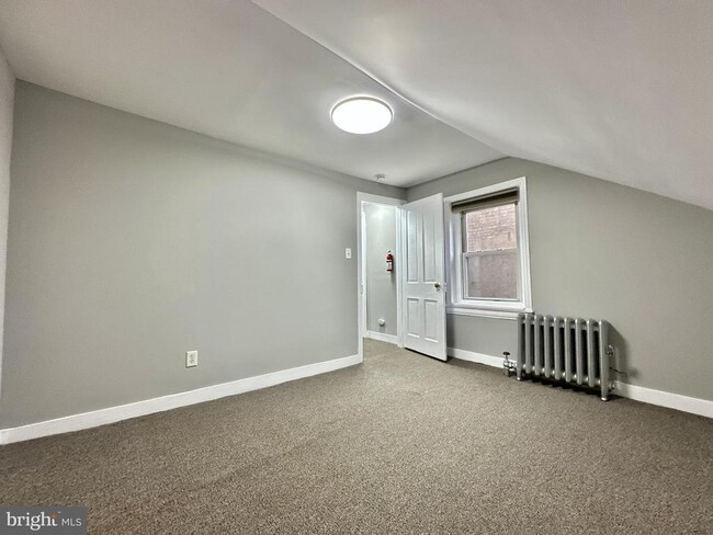 Building Photo - 358 Prospect Ave