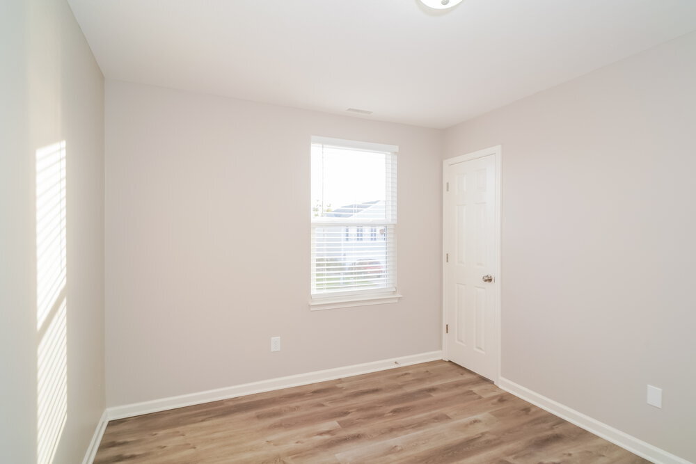 Building Photo - 8024 Bach Dr