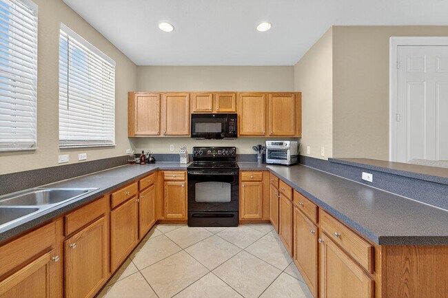Building Photo - 1730 Borrego Way