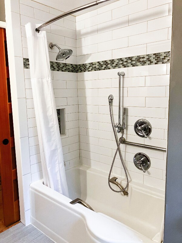 Building Photo - 12024 SE 20th St