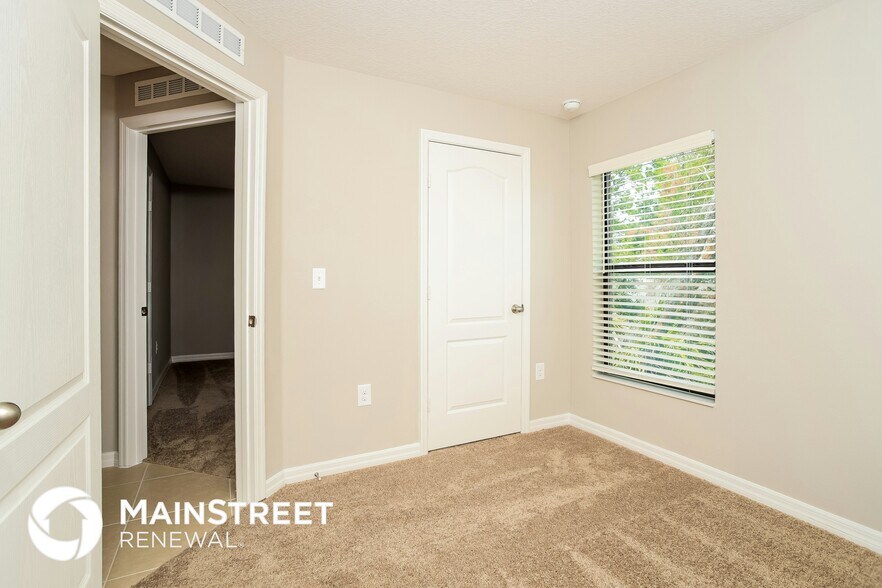 Building Photo - 279 Fig Ct