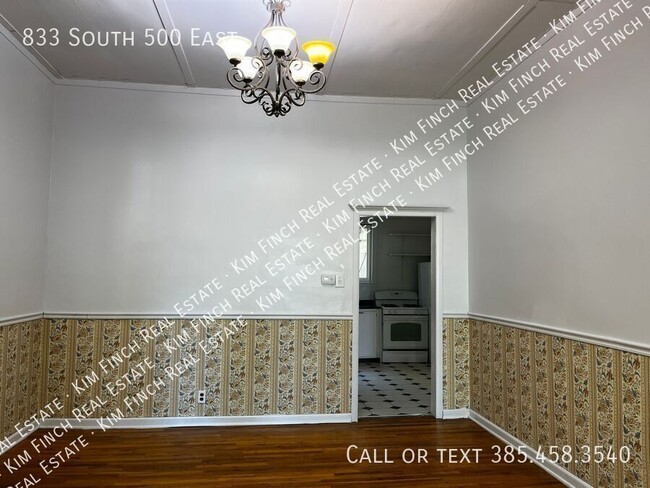 Building Photo - 833 S 500 E