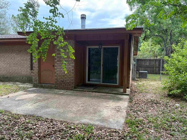 Building Photo - 2886 Villa Woods Cir