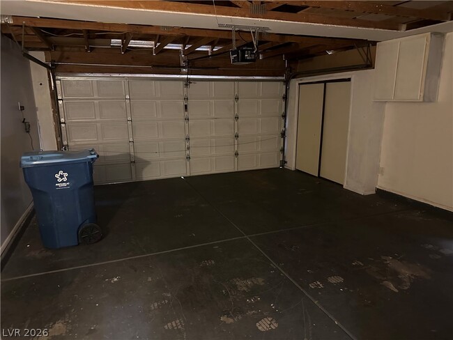 Building Photo - 7767 Barbican Ct