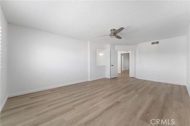 Building Photo - 12832 King Canyon Rd