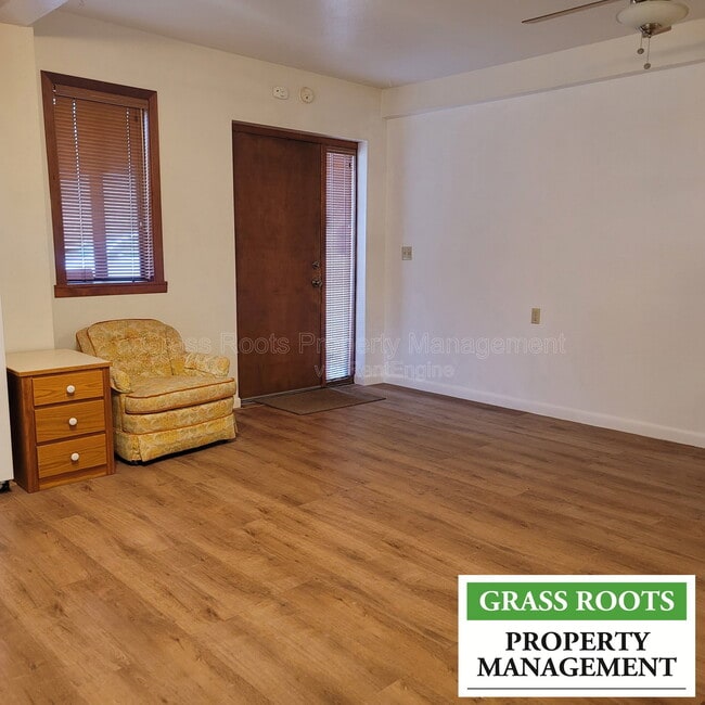 Building Photo - 15772 Sunnyvale Ln