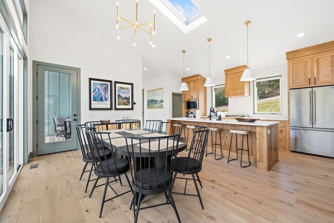 Building Photo - 8691 Rambo North Rd