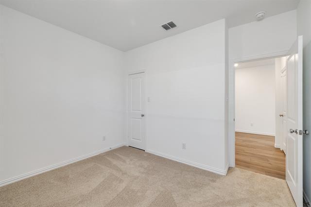Building Photo - 3213 Layla Creek Dr