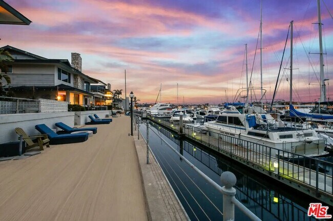 Building Photo - 919 Bayside Dr