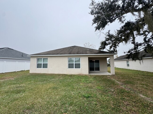 Building Photo - Beautiful 4 Bedroom 2 Bathroom Home in Bartow!