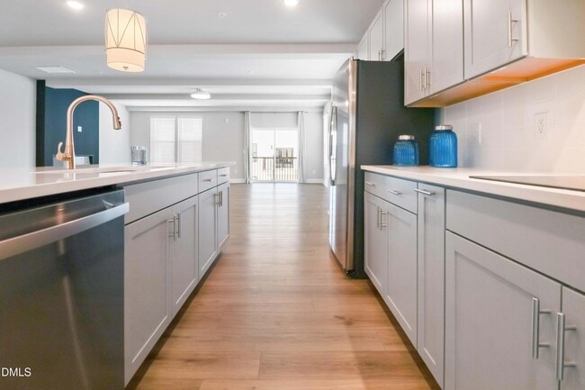 Building Photo - 1247 Shaw View Aly