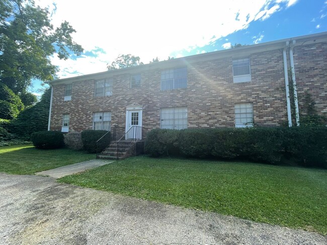 Primary Photo - Apartment in Carrollton City Limits with a...