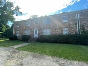 Building Photo - Apartment in Carrollton City Limits with a...