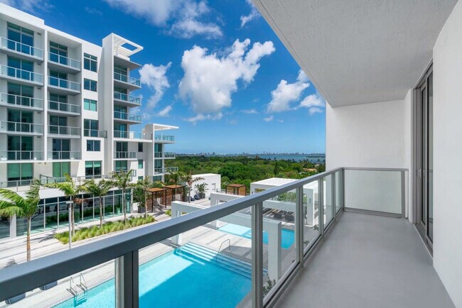 Building Photo - 3900 Biscayne Blvd