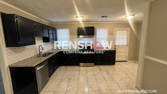 Building Photo - 3822 Maid Marian Ln