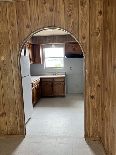 Kitchen Area - 2816 N Martin Ave